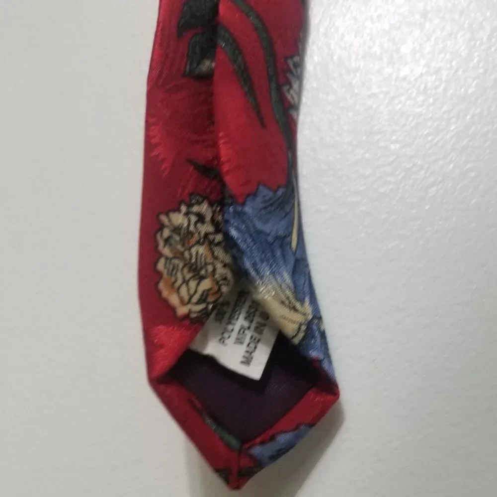 elegant Studio R bright red floral polyester tie - Picture 5 of 6